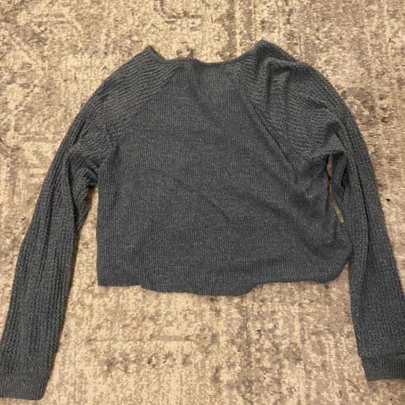 American Eagle soft long sleeve Tee. Size XS - Picture 4 of 4